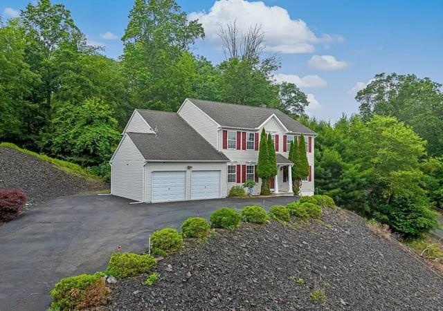 Photo 73 of Single family home for sale at 706 Franklin Ct, East Stroudsburg, PA 18302 | MLS# PM-133261 | Listing updated on 2025-10-09
