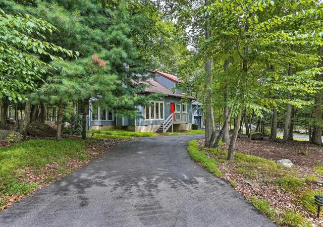 Photo 2 of Sale Pending at 348 Fernwood Dr, East Stroudsburg, PA 18301 | MLS# PM-133702 | Listing updated on 2025-12-12