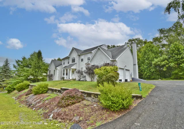 Photo 74 of Single family home for sale at 395 Shawnee Valley Dr, East Stroudsburg, PA 18302 | MLS# PM-135428 | Listing updated on 2025-09-05