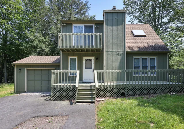 Photo 1 of Single family home for sale at 3055 Briarwood Dr, Tobyhanna, PA 18466 | MLS# PM-133728 | Listing updated on 2025-09-27
