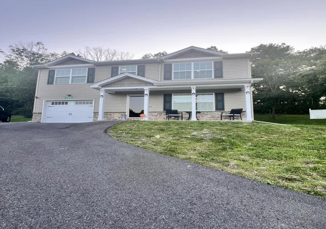 Homes for sale in Stroudsburg, PA | 108 Holmgren Dr Dr, Stroudsburg, PA 18360 | MLS# PM-133440