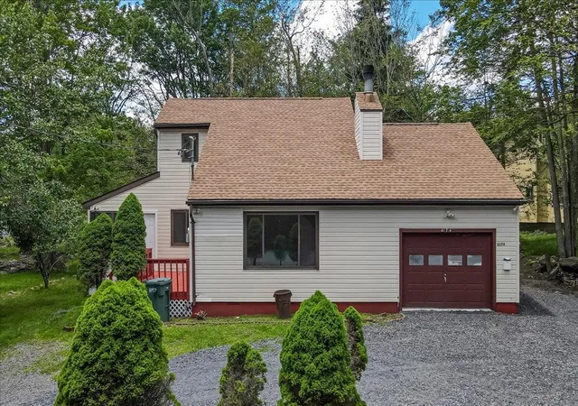 Homes for sale in Tobyhanna, PA | 7198 Rimrock Dr, Tobyhanna, PA 18466 | MLS# PM-133532