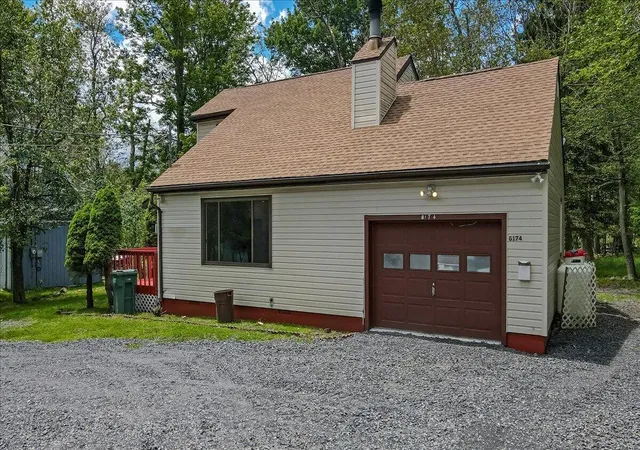 Homes for sale in Tobyhanna, PA | 7198 Rimrock Dr, Tobyhanna, PA 18466 | MLS# PM-133532