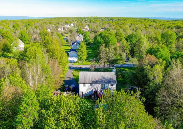Photo 30 of Sale Pending at 2083 Sun Valley Dr, Blakeslee, PA 18610 | MLS# PM-133445 | Listing updated on 2025-10-31