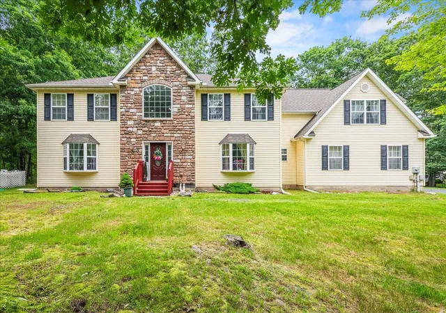 Photo 1 of Sale Pending at 210 Swartsburo Dr, Tamiment, PA 18371 | MLS# PM-133595 | Listing updated on 2025-08-06
