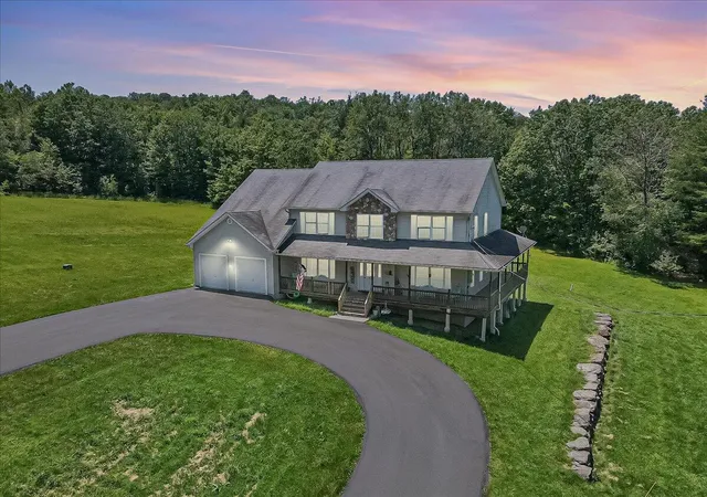 Photo 3 of Single family home for sale at 169 Roberts Rd, Starlight, PA 18461 | MLS# PM-133682 | Listing updated on 2025-07-09
