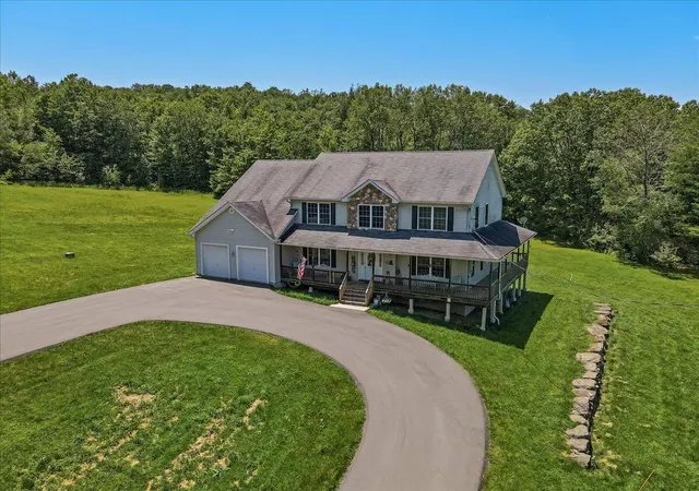 Photo 4 of Single family home for sale at 169 Roberts Rd, Starlight, PA 18461 | MLS# PM-133682 | Listing updated on 2025-07-09
