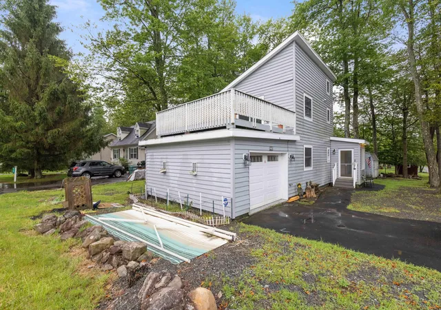 Photo 31 of Single family home for sale at 6433 Marvin Gdns Dr, Tobyhanna, PA 18466 | MLS# PM-133719 | Listing updated on 2025-08-18