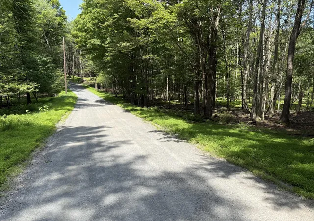 Photo 9 of Single family home for sale at Skyview Lake Redwood Dr, Greentown, PA 18426 | MLS# PM-133890 | Listing updated on 2025-09-25