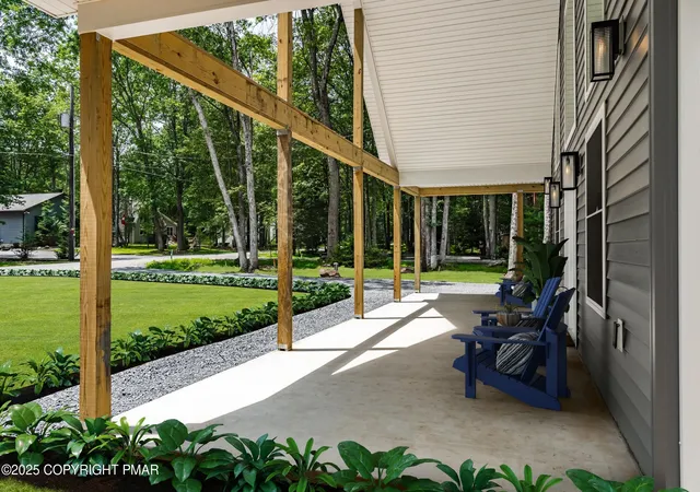 Photo 2 of Single family home for sale at 21 Wilde Gln, Albrightsville, PA 18210 | MLS# PM-133915 | Listing updated on 2025-10-27