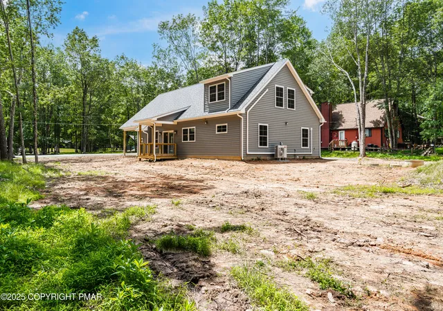 Photo 3 of Single family home for sale at 21 Wilde Gln, Albrightsville, PA 18210 | MLS# PM-133915 | Listing updated on 2025-10-27