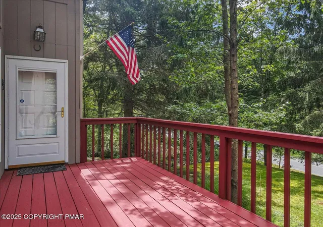 Photo 3 of Single family home for sale at 130 Surrey Dr, Hawley, PA 18428 | MLS# PM-134116 | Listing updated on 2025-12-30