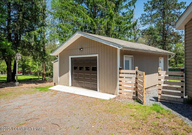 4th image of 37 High Ridge Rd, Albrightsville, PA 18210 | MLS# PM-134005