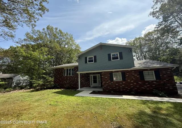 Photo 1 of Single family home for sale at 37 Seneca Rd, Mount Pocono, PA 18344 | MLS# PM-134158 | Listing updated on 2025-10-03