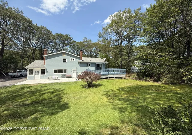 Photo 49 of Single family home for sale at 37 Seneca Rd, Mount Pocono, PA 18344 | MLS# PM-134158 | Listing updated on 2025-10-03