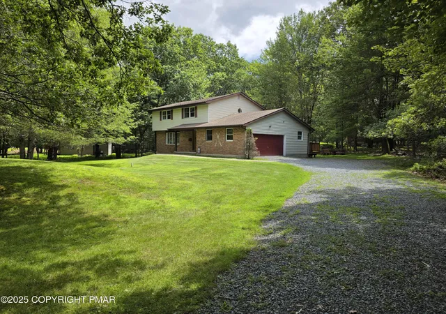 Photo 1 of Single family home for sale at 136 Birch Dr, Blakeslee, PA 18610 | MLS# PM-134227 | Listing updated on 2025-08-23