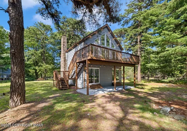 3rd image of 44 Hickory Rd, Lake Harmony, PA 18624 | MLS# PM-134803