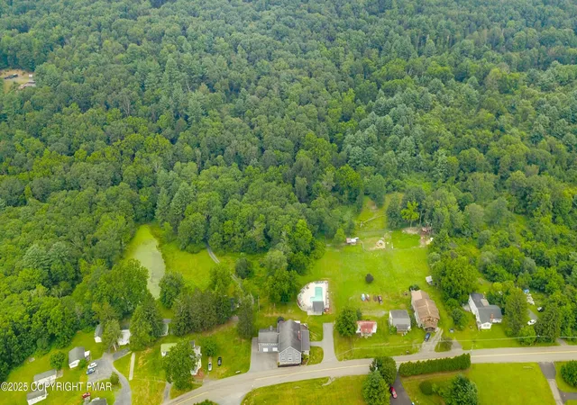 Photo 56 of Single family home for sale at 521 Greenview Dr, Saylorsburg, PA 18353 | MLS# PM-134578 | Listing updated on 2025-12-03