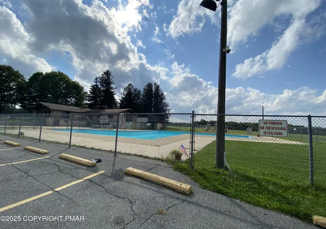 4th image of 98 E Old Stage Rd, Albrightsville, PA 18210 | MLS# PM-134575