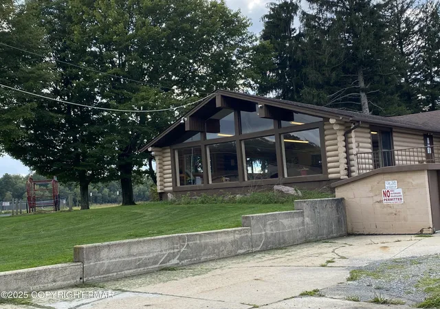 5th image of 98 E Old Stage Rd, Albrightsville, PA 18210 | MLS# PM-134575