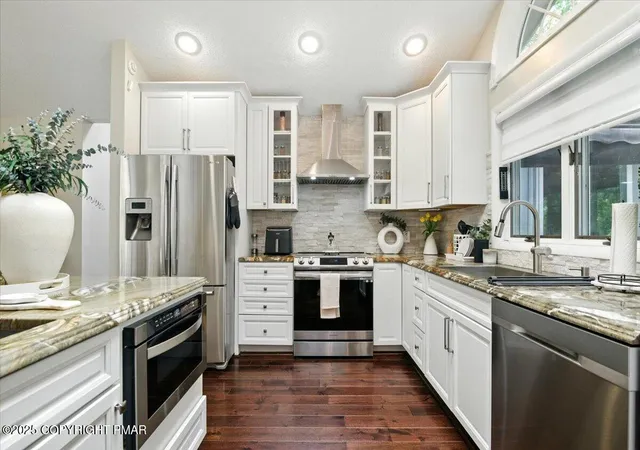 Photo 2 of Single family home for sale at 202 Remuda Dr, Hawley, PA 18428 | MLS# PM-134673 | Listing updated on 2025-12-01