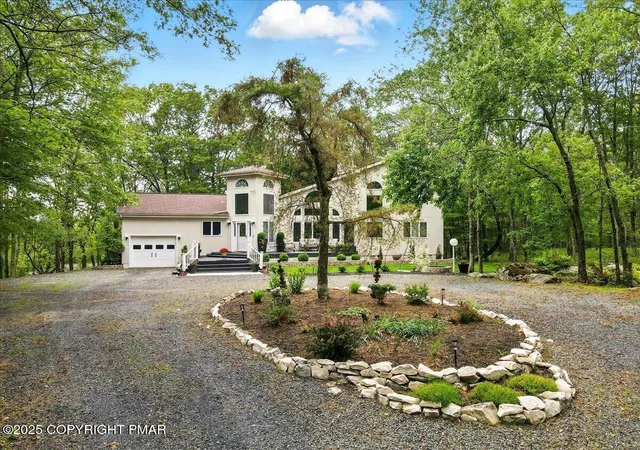Photo 87 of Single family home for sale at 202 Remuda Dr, Hawley, PA 18428 | MLS# PM-134673 | Listing updated on 2025-12-01