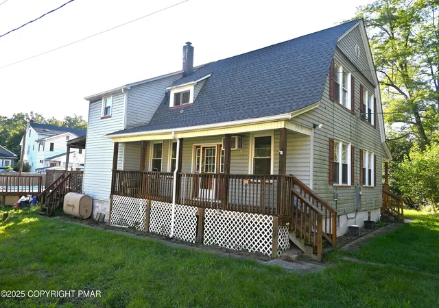 1st image of 2215 Pennsylvania Avenue, Bangor, PA 18013 | MLS# PM-134841