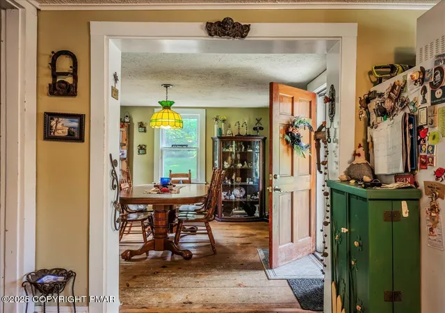 Photo 3 of Single family home for sale at 144 Frutchey Dr, East Stroudsburg, PA 18302 | MLS# PM-134933 | Listing updated on 2025-11-18
