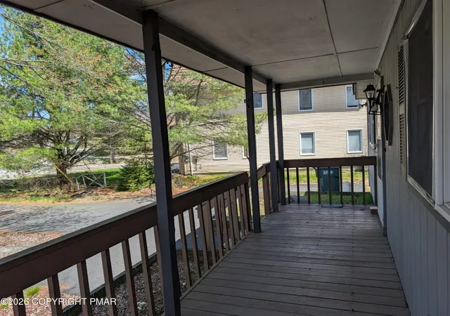 Photo 3 of Single family home for sale at 715 Country Pl Dr, Tobyhanna, PA 18466 | MLS# PM-139192 | Listing updated on 2026-06-08