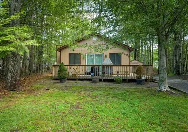 Photo 26 of Single family home for sale at 8417 Porcupine Dr, Tobyhanna, PA 18466 | MLS# PM-134947 | Listing updated on 2025-12-10
