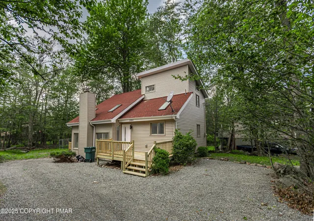 Photo 1 of Sale Pending at 3084 Briarwood Dr, Tobyhanna, PA 18466 | MLS# PM-134940 | Listing updated on 2025-09-30