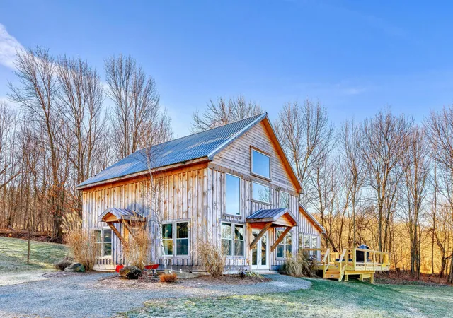 Photo 2 of Single family home for sale at 663 Sterling Rd, Sterling, PA 18463 | MLS# PM-134928 | Listing updated on 2025-09-11