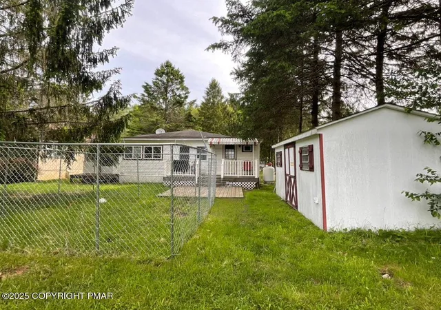 Photo 3 of Single family home for sale at 321 Campstead Cir, Blakeslee, PA 18610 | MLS# PM-135107 | Listing updated on 2025-08-25