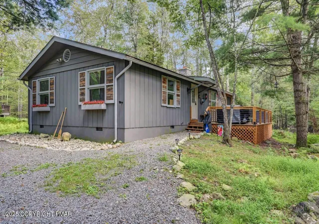 Photo 3 of Single family home for sale at 2300 Hillcrest Dr, Pocono Pines, PA 18350 | MLS# PM-135334 | Listing updated on 2025-10-09