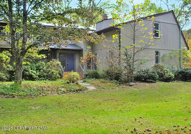 Photo 1 of Single family home for sale at 465 Pensyl Crk Rd, Stroudsburg, PA 18360 | MLS# PM-135242 | Listing updated on 2025-12-24