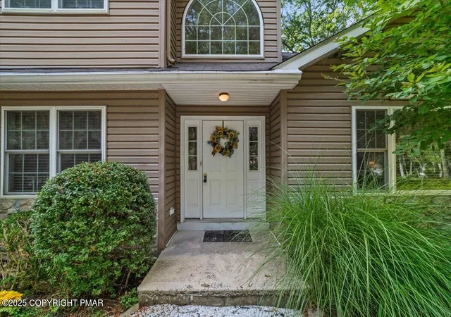 Photo 3 of Single Family Residence at 604 Bombur Ln, Tamiment, PA 18371 | MLS# PM-135557 | | Sold on 2026-03-20
