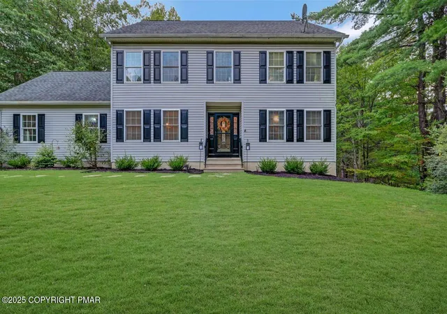 Photo 1 of Single family home for sale at 2512 Valley View Acres Rd, Stroudsburg, PA 18360 | MLS# PM-135637 | Listing updated on 2025-10-30