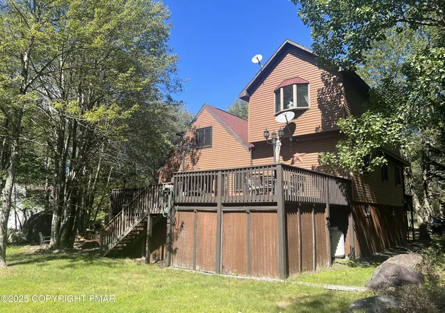 Homes for sale in Blakeslee, PA | 1156 Boulder Rd, Blakeslee, PA 18610 | MLS# PM-135542