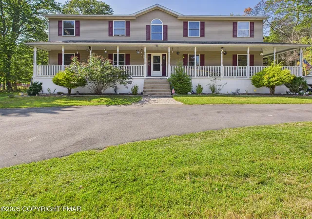 Photo 85 of Single family home for sale at 218 Spruce Run Dr, Dingmans Ferry, PA 18328 | MLS# PM-135846 | Listing updated on 2025-12-17