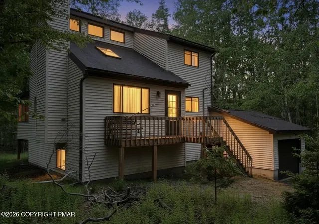 Homes for sale in Gouldsboro, PA | 19 Livingston Ln, Gouldsboro, PA 18424 | MLS# PM-137407