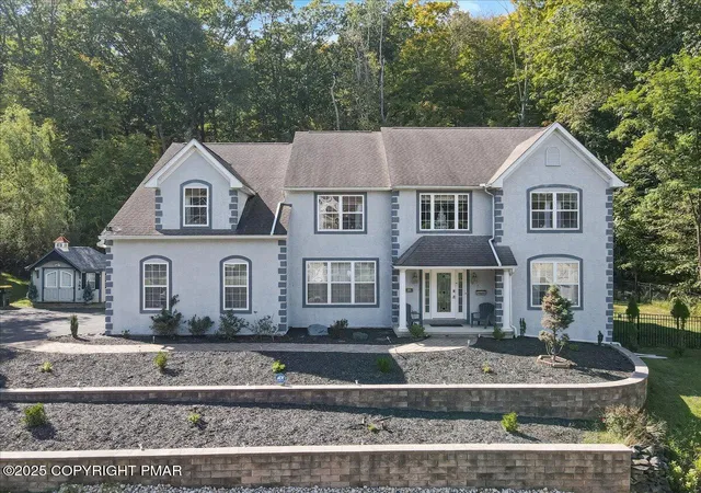Photo 1 of Single family home for sale at 386 Shawnee Valley Dr, East Stroudsburg, PA 18302 | MLS# PM-135733 | Listing updated on 2025-10-01