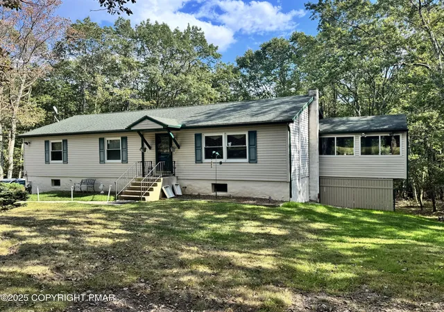 Photo 2 of Single Family Residence at 692 Watercrest Ave, Effort, PA 18330 | MLS# PM-135801 |  | Sold on 2026-06-04