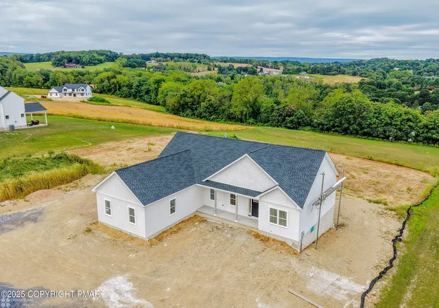 Photo 1 of Single family home for sale at 464 Long Lane Rd, Walnutport, PA 18088 | MLS# PM-135848 | Listing updated on 2025-12-20