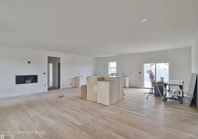Photo 3 of Single family home for sale at 464 Long Lane Rd, Walnutport, PA 18088 | MLS# PM-135848 | Listing updated on 2025-12-20