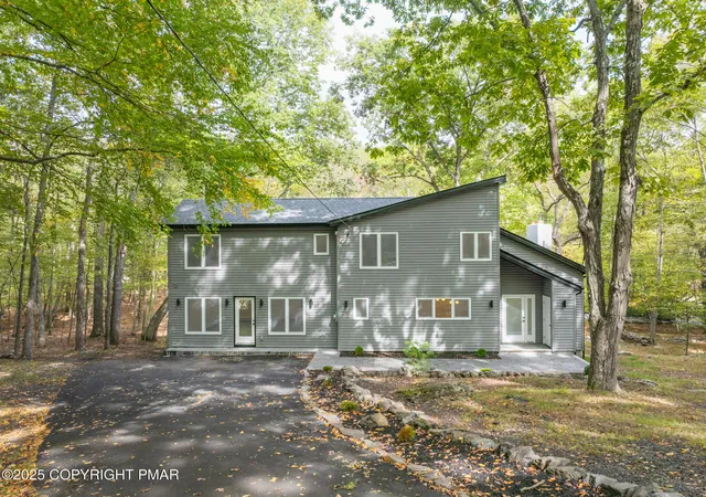 Photo 2 of Single family home for sale at 5806 Decker Rd, Bushkill, PA 18324 | MLS# PM-135870 | Listing updated on 2025-09-22