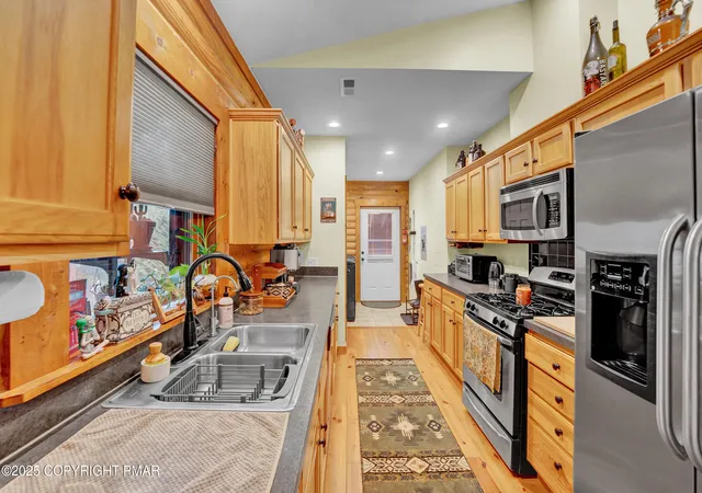 Homes for sale in Jim Thorpe, PA | 39 Martha Ln, Jim Thorpe, PA 18229 | MLS# PM-136029