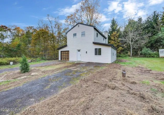 Homes for sale in Gouldsboro, PA | 3181 Chip Path, Gouldsboro, PA 18424 | MLS# PM-136288