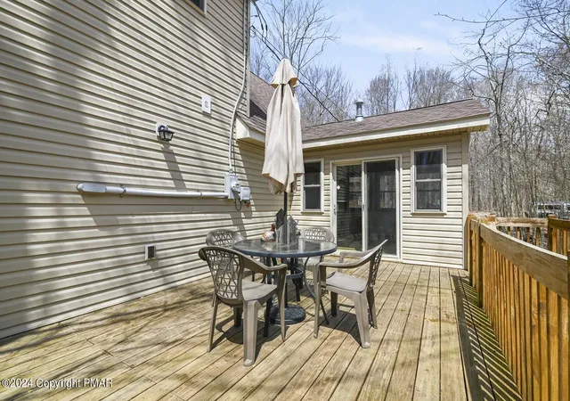 Photo 3 of Single family home for sale at 7148 Winnebago Dr, Pocono Lake, PA 18347 | MLS# PM-135987 | Listing updated on 2026-01-09