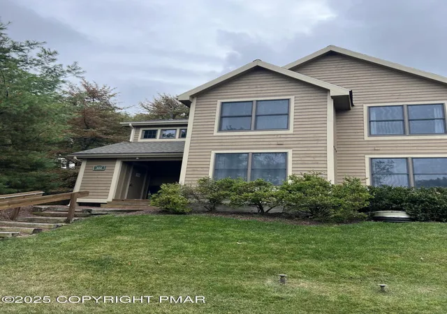 Homes for sale in Tannersville, PA | 144 Pine Ct #144, Tannersville, PA 18372 | MLS# PM-136027