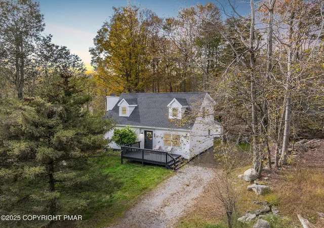 Photo 1 of Single Family Residence at 2039 Skyview Ter, Tobyhanna, PA 18466 | MLS# PM-136155 | | Sold on 2025-12-15